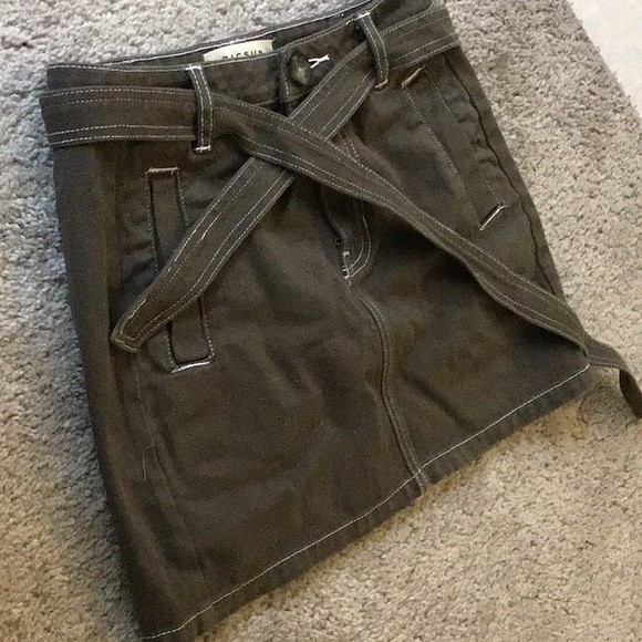 Pacsun Tie waist skirt - NWOT - Picture 2 of 4